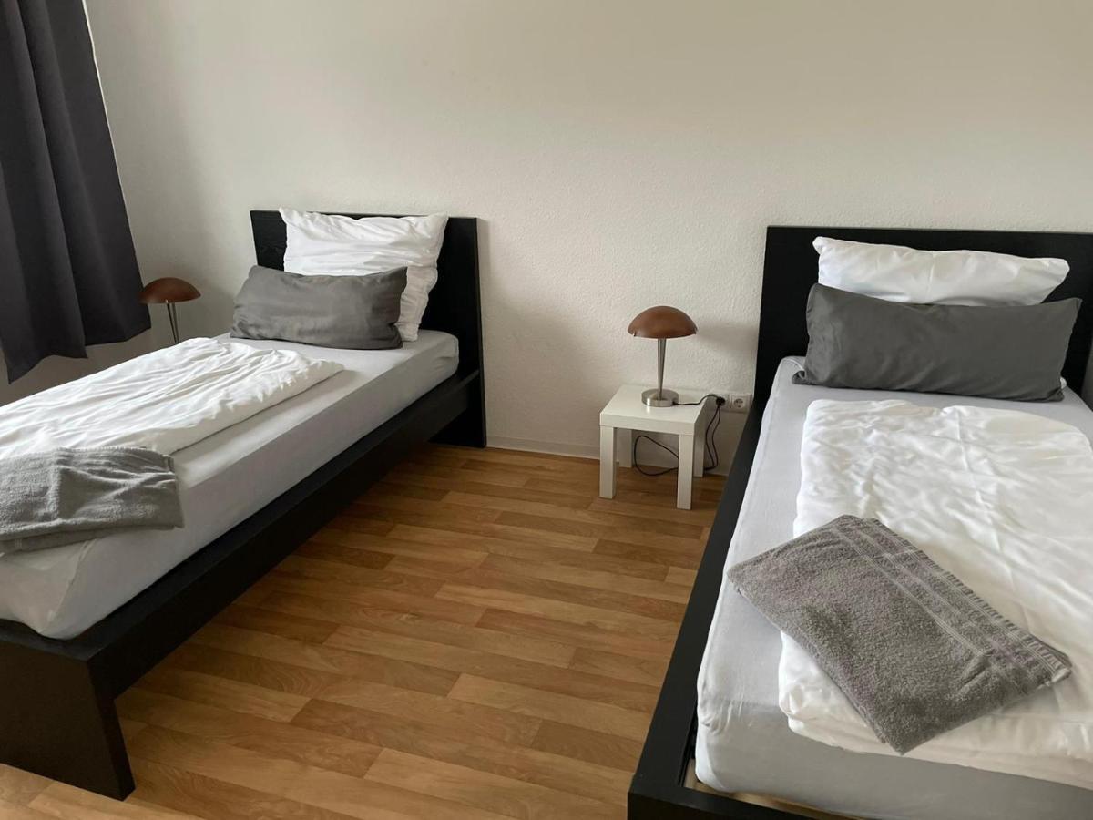 Zwei-Raum Wohnung Fuer Max. 4 Personen Magdeburg Luaran gambar
